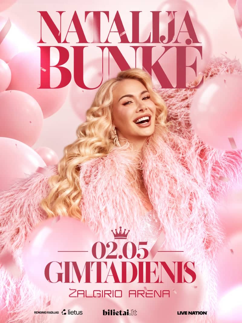 Natalija Bunkė koos orkestriga