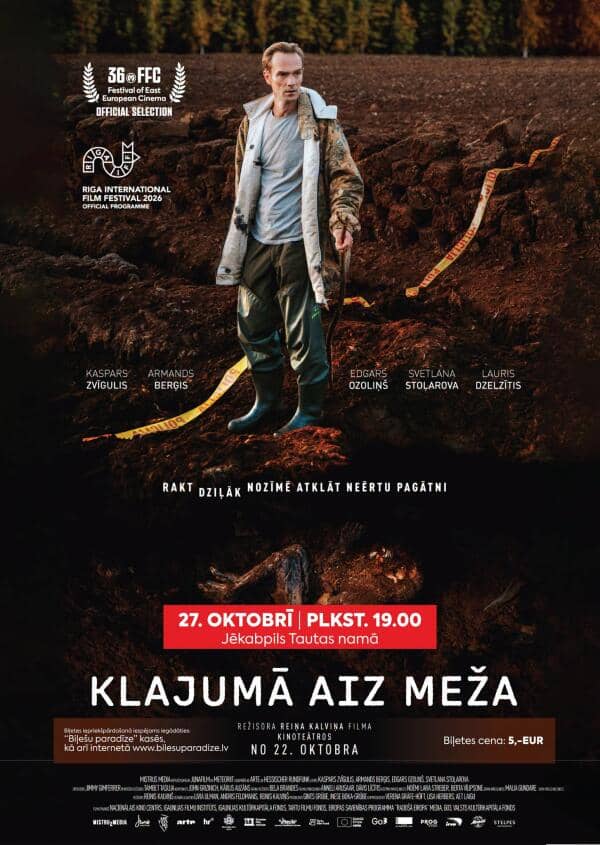 Mängufilm „Klajumā aiz meža“ Jēkabpilsi Rahvamajas