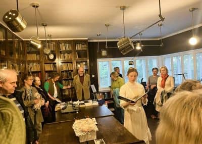 Õhtused majatuurid Underi ja Tuglase Kirjanduskeskuse muuseumis