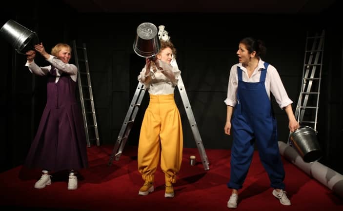 Daugavpilsi teatri etendus "Metallijääd"